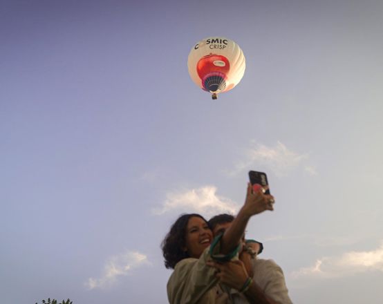 cosmic-crisp-balloon-festival-igualada