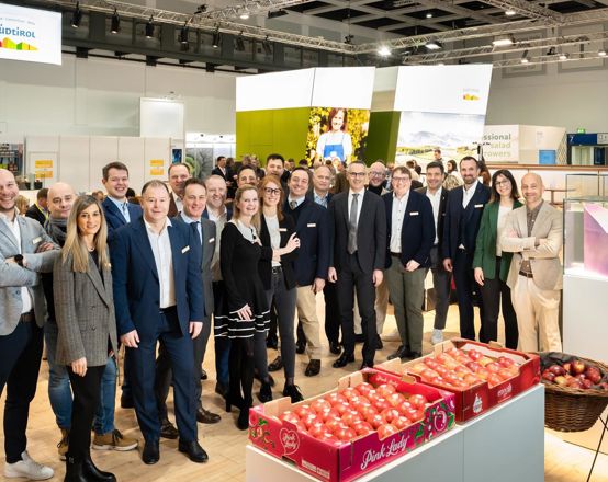 vog-team-fruit-logistica